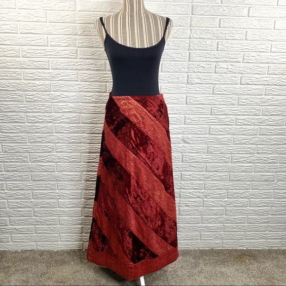 Vintage Dresses & Skirts - Vintage Charlotte Russe Burgundy & Gold Maxi Skirt